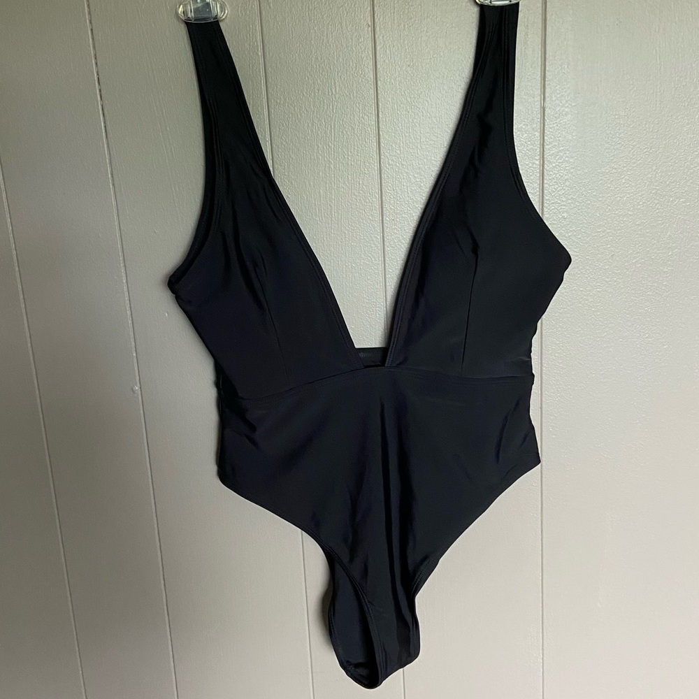 NWOT Women’s Zaful One Piece Black Swim Suit